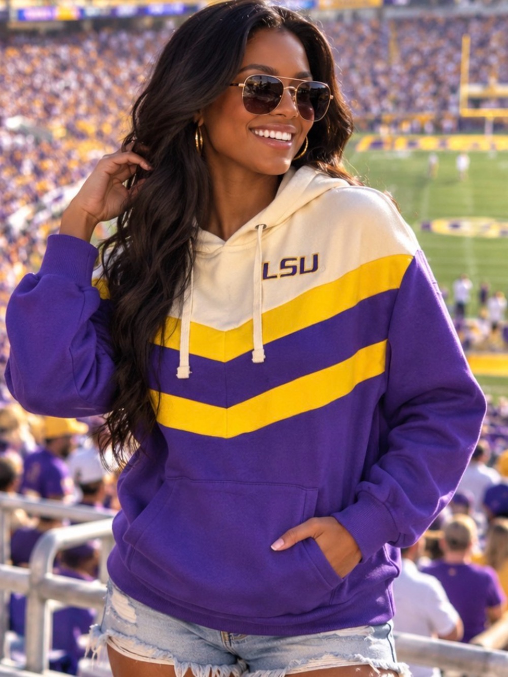 Colosseum LSU Chevron Pullover Hoodie in Purple, Yellow & Cream Size S Fall